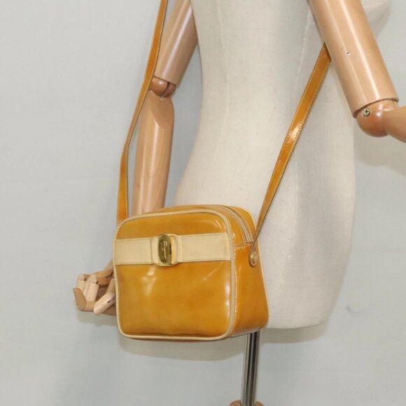 Salvatore Ferragamo Shoulder Bag Patent leather Gold Beige Auth 98765 - Picture 3 of 16